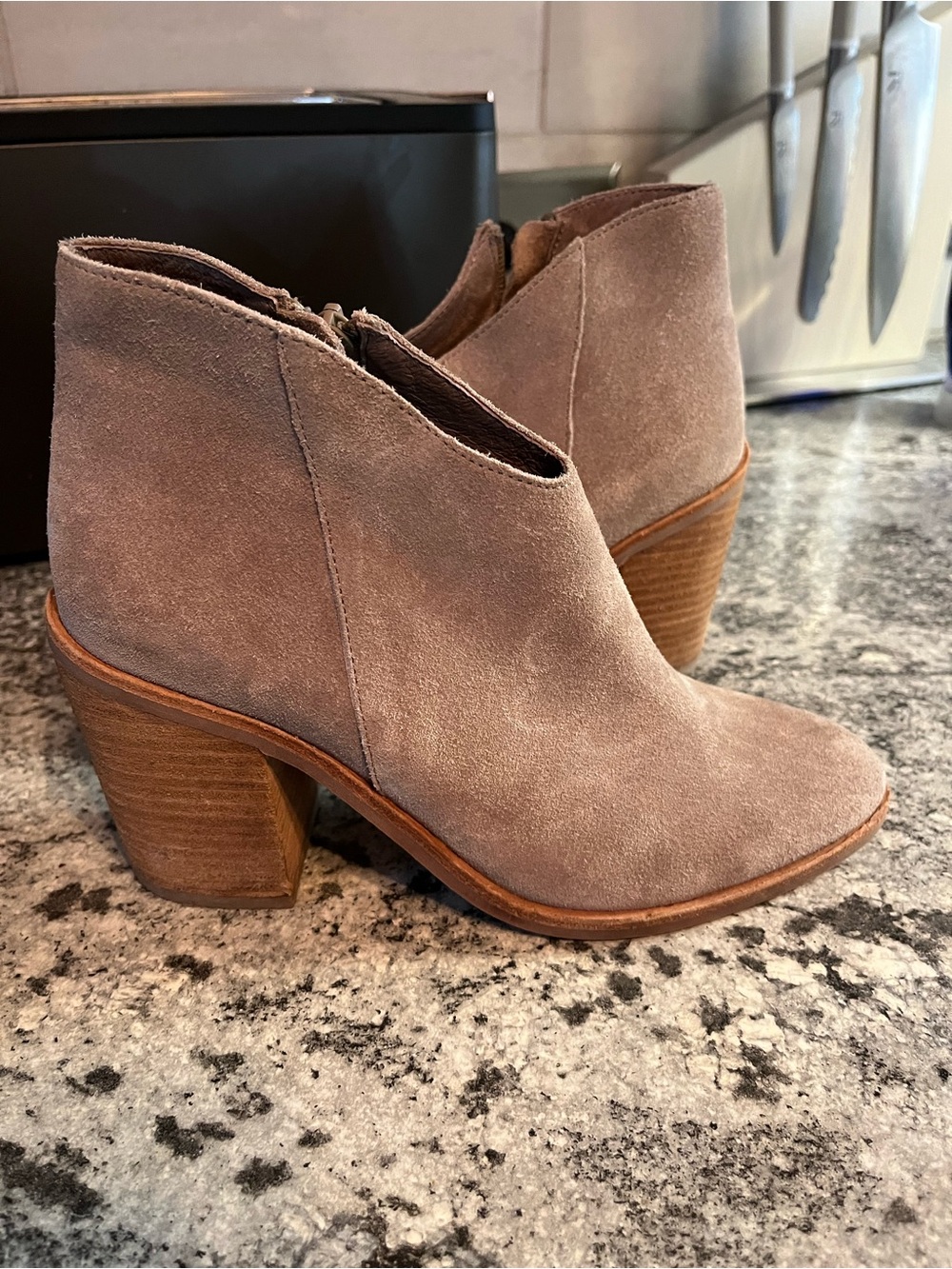 Jeffrey Campbell Boots Kamet-2 Suede Ankle Booties Taupe Block Shoes Sz 6